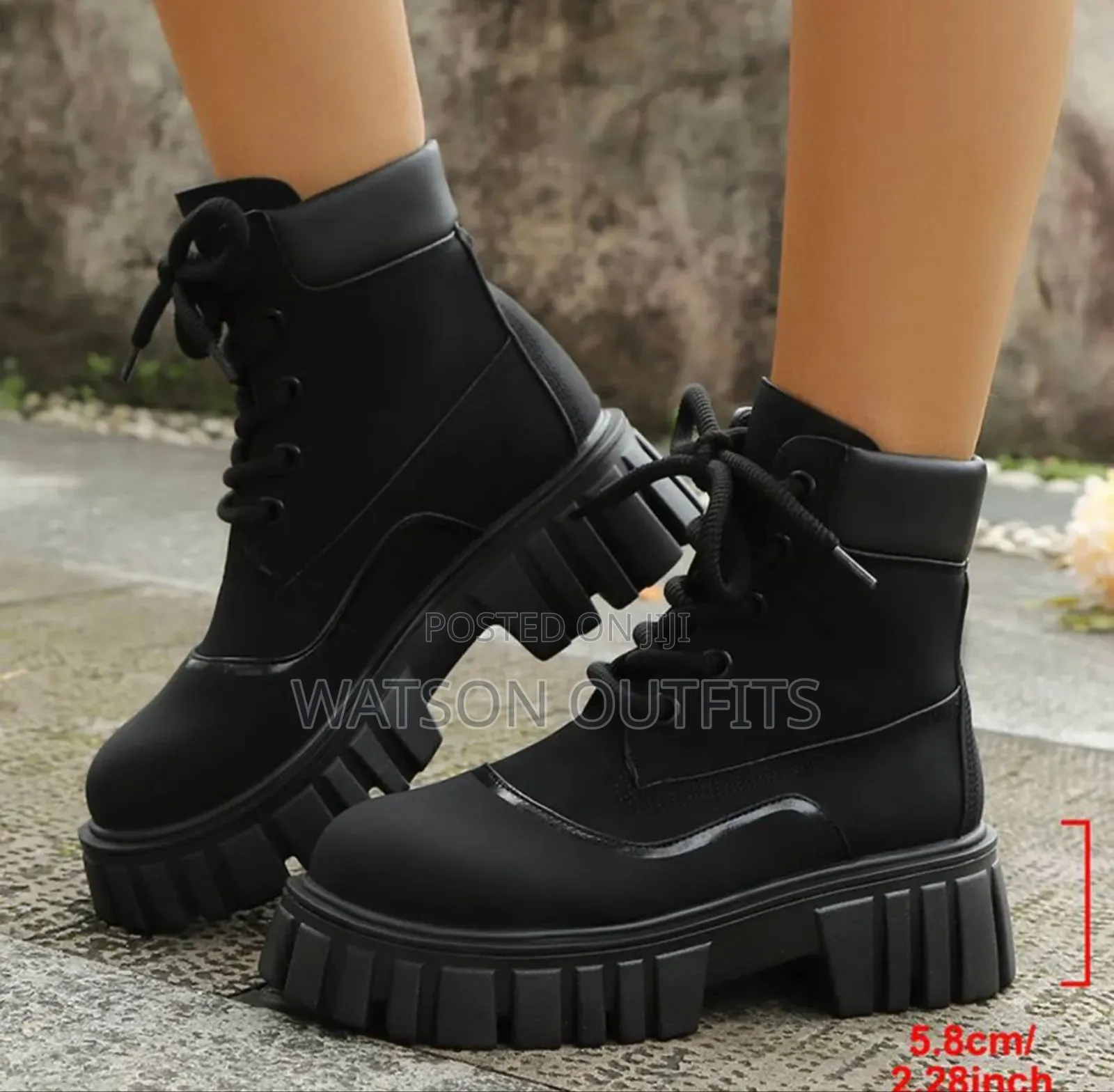 Women's Leather Shoes Fashion Brand New Very Classic