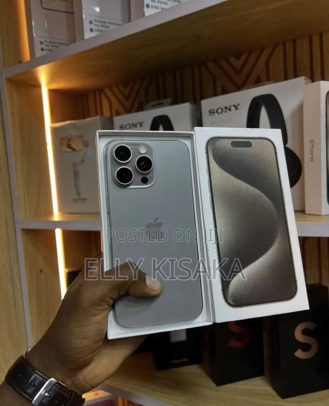 New Apple iPhone 15 Pro Max 256 GB Silver