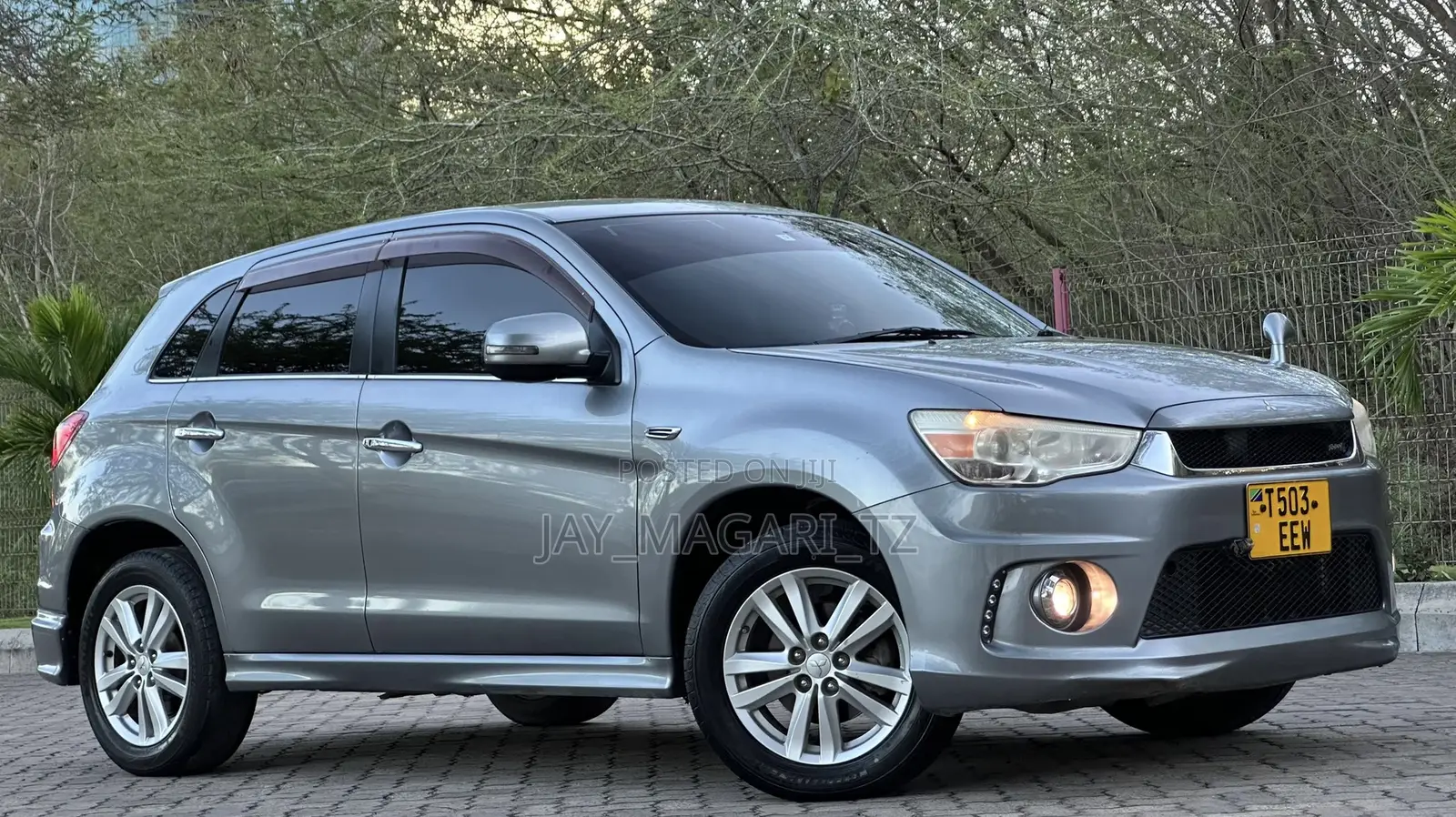 Mitsubishi RVR 2013 Gray