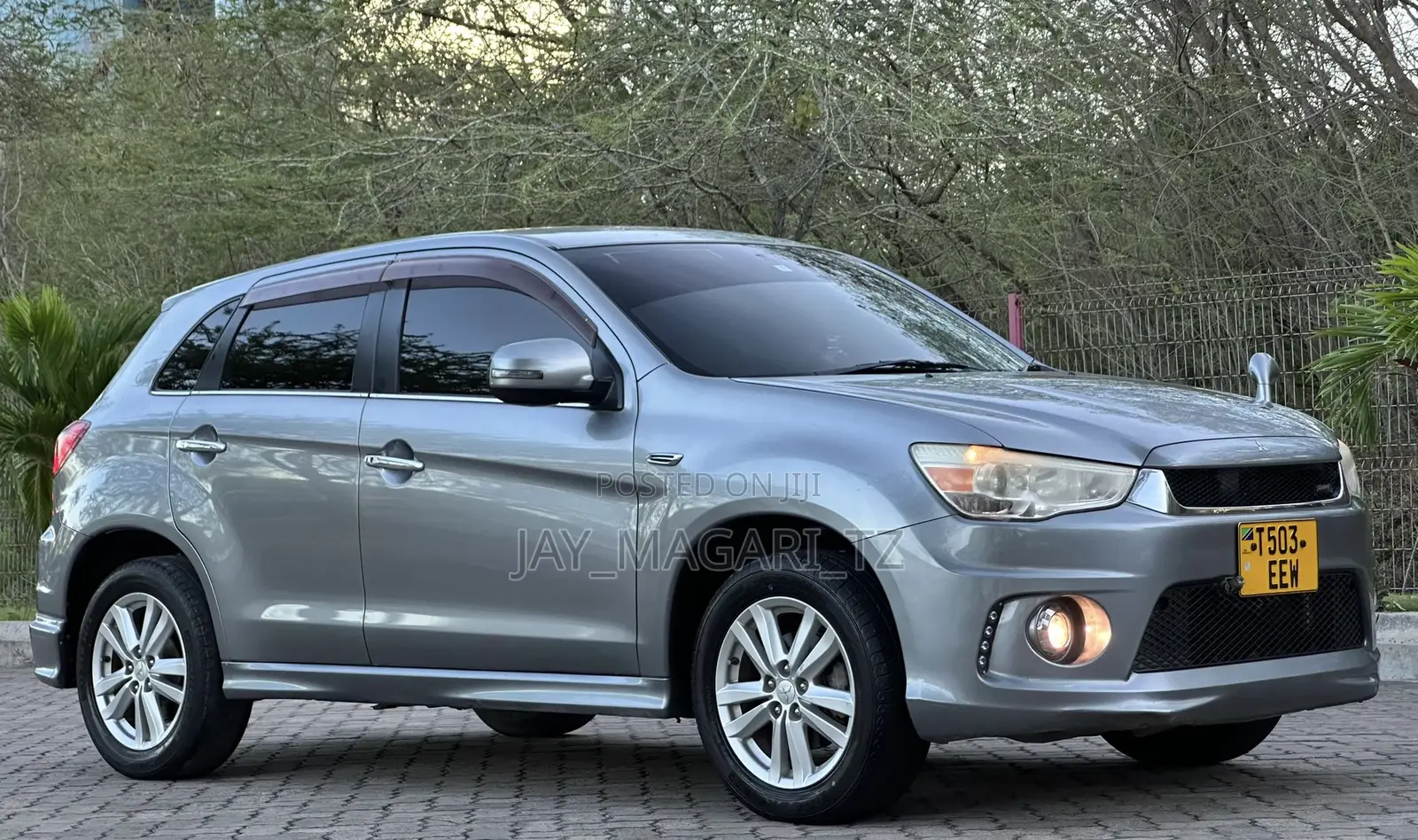 Mitsubishi RVR 2013 Gray