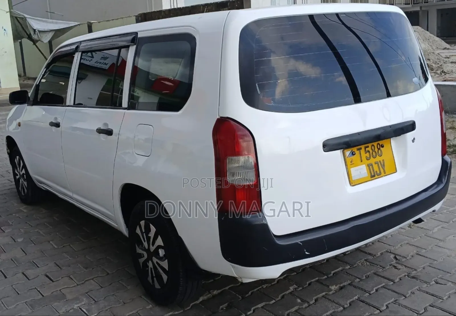 Toyota Probox 2005 White