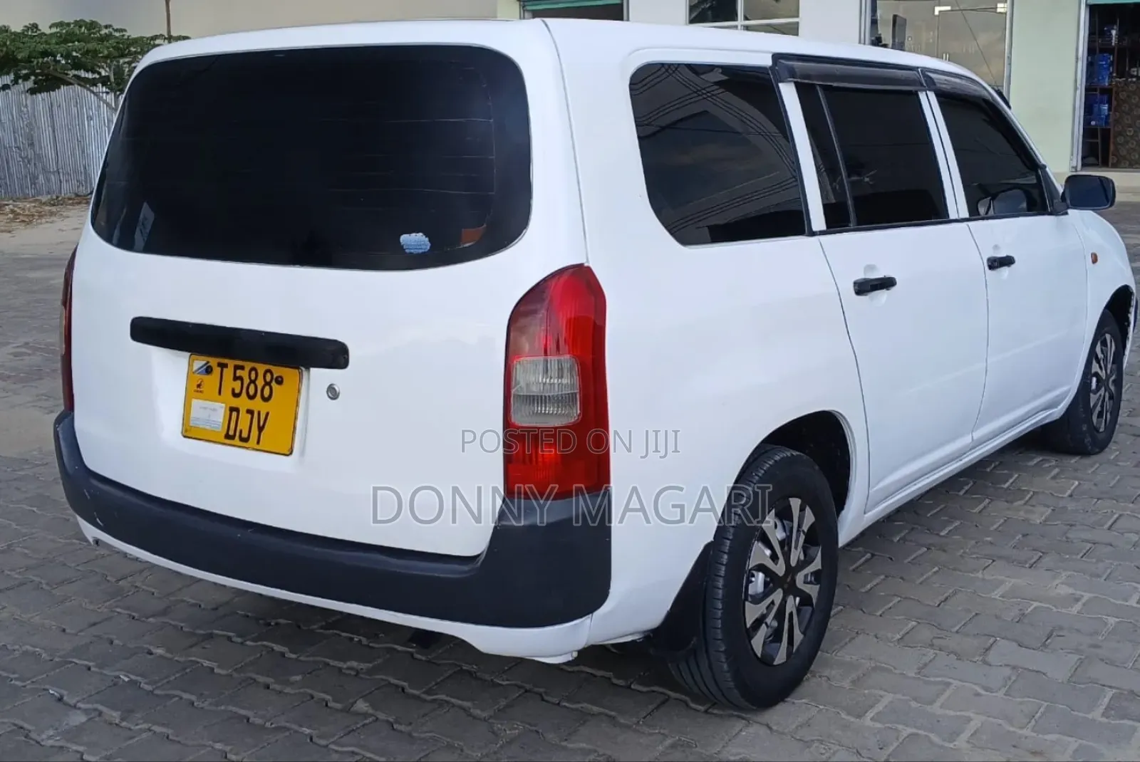 Toyota Probox 2005 White