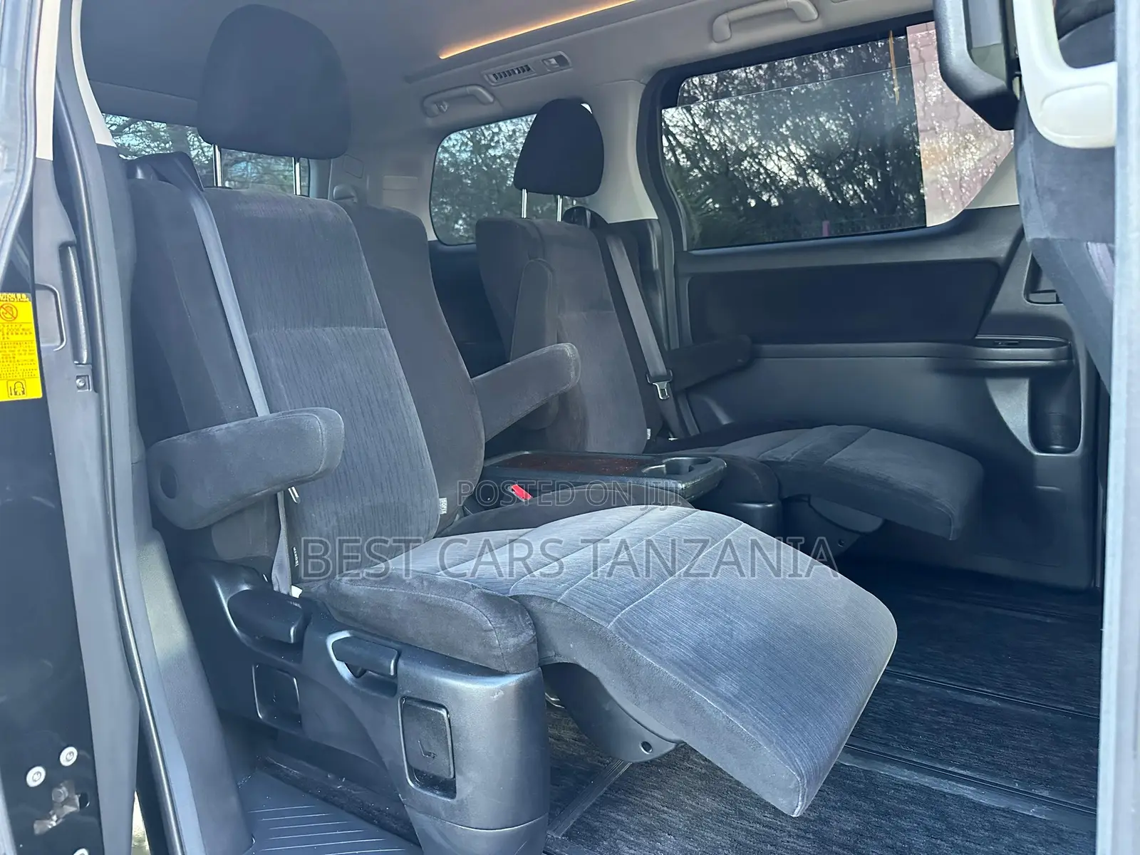 Toyota Vellfire 2013 Black