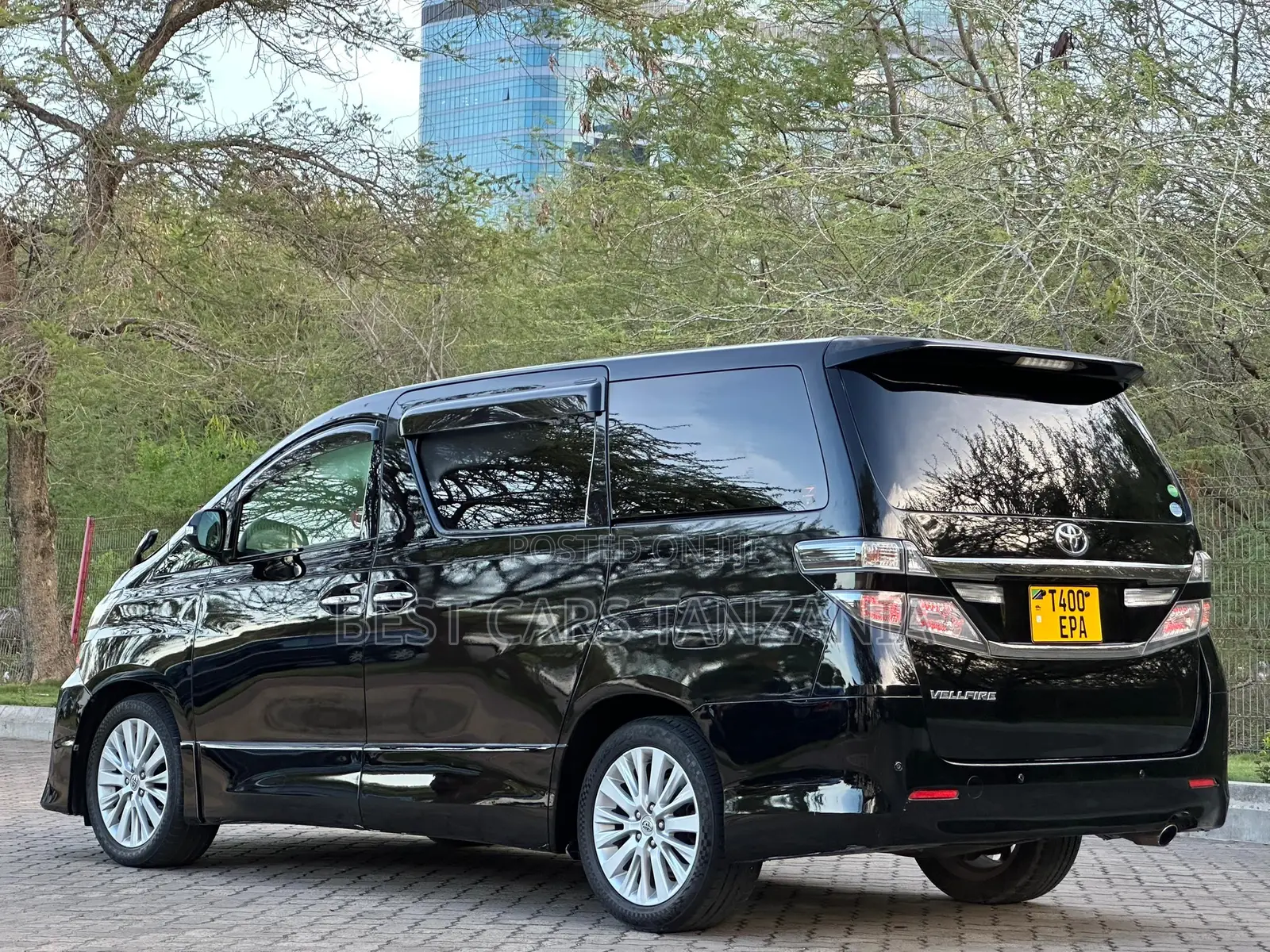 Toyota Vellfire 2013 Black