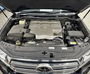 Toyota Land Cruiser 4.6 V8 ZX 2020 Black