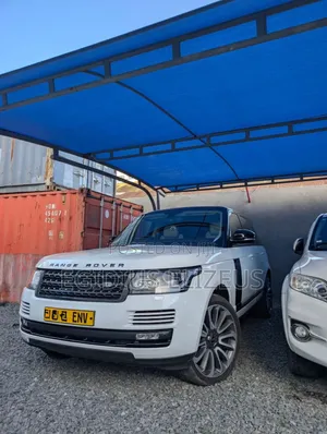 Land Rover Range Rover Vogue 2013 White