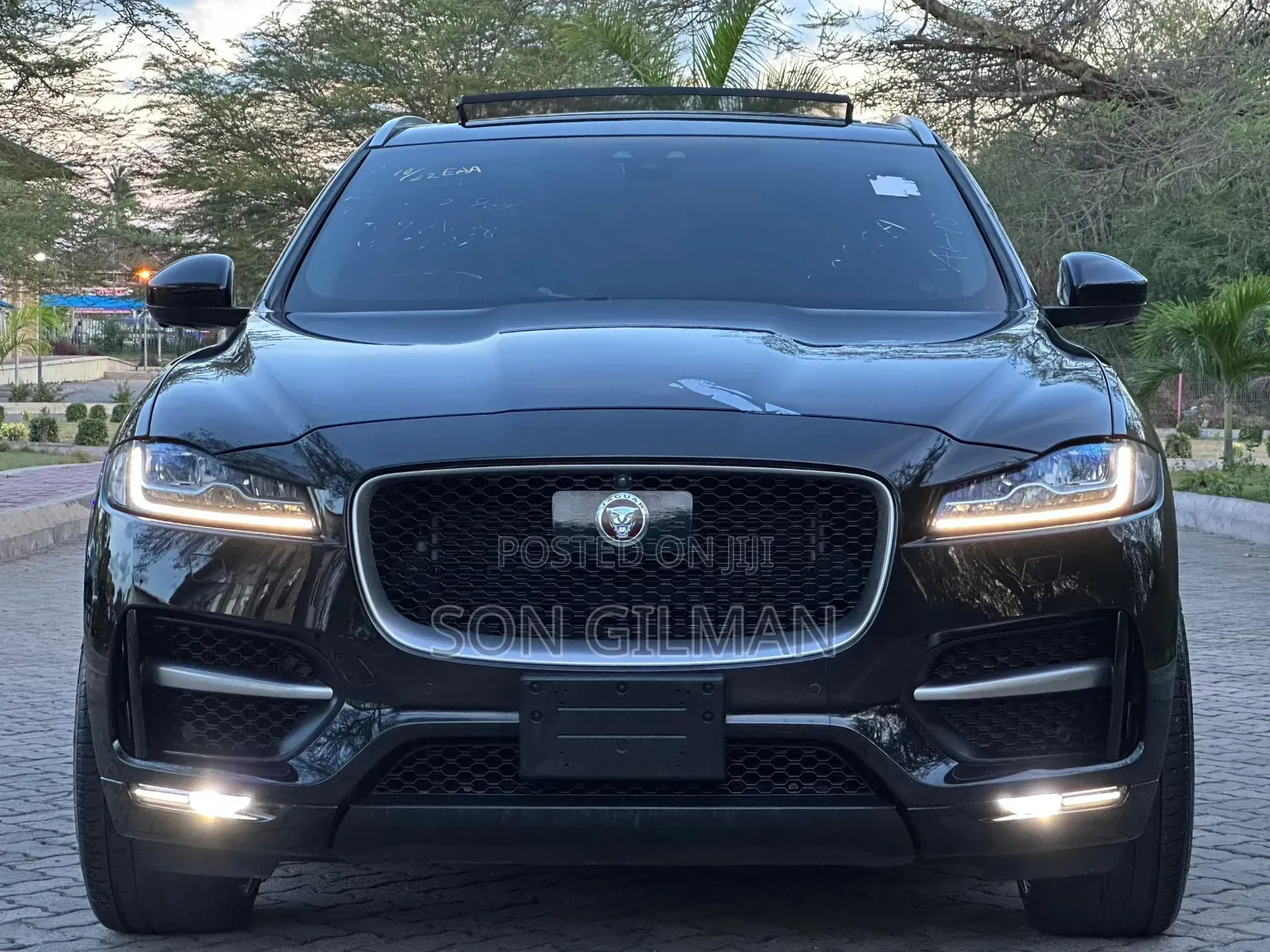 Jaguar F-Pace 2017 Black