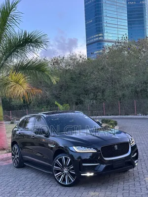 Jaguar F-Pace 2017 Black