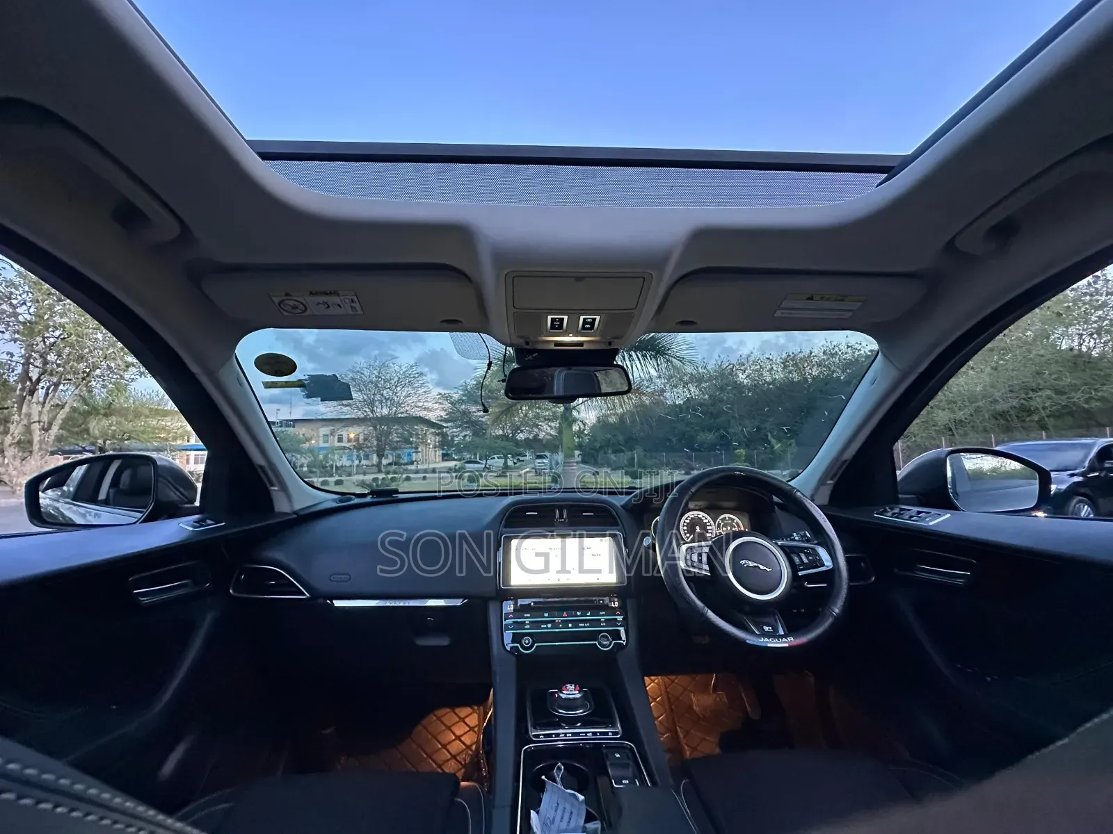 Jaguar F-Pace 2017 Black