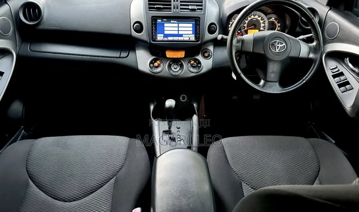 Toyota RAV4 2010 Black