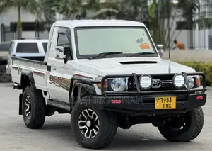 Toyota Land Cruiser 79 Series 2012 White