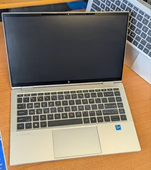 Laptop HP EliteBook 1040 G8 16GB Intel Core i5 SSD 256GB