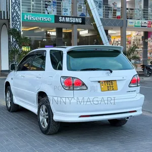 Toyota Harrier 2.4 16V 2001 White
