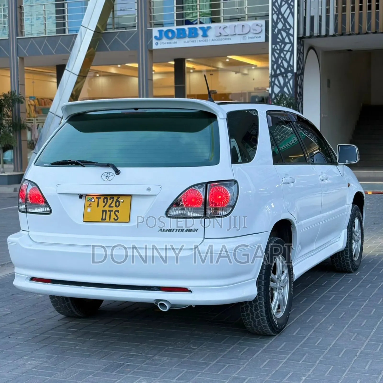 Toyota Harrier 2.4 16V 2001 White