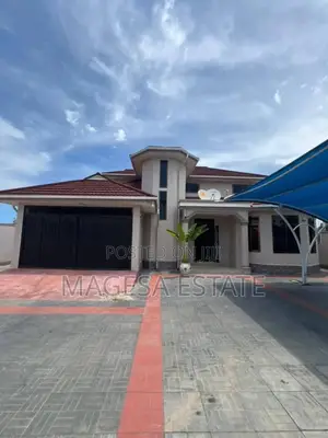 5bdrm House in Mbwen, Mbweni for rent