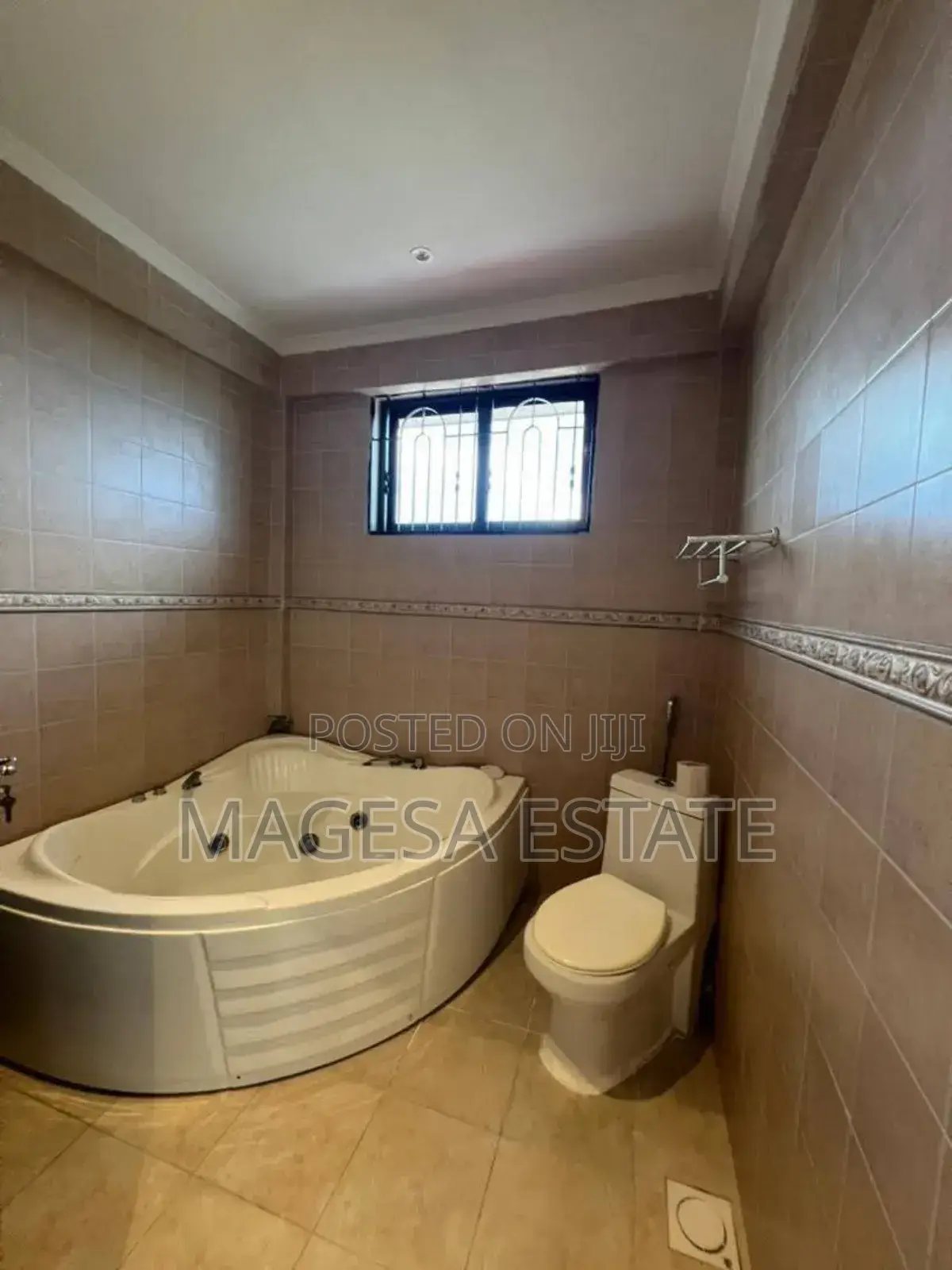 5bdrm House in Mbwen, Mbweni for rent