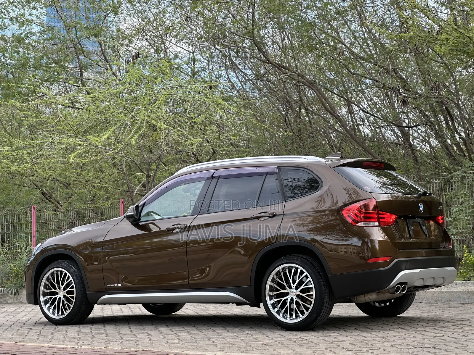 BMW X1 2013 Brown