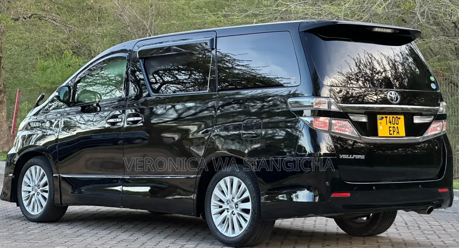 Toyota Vellfire 2013 Black