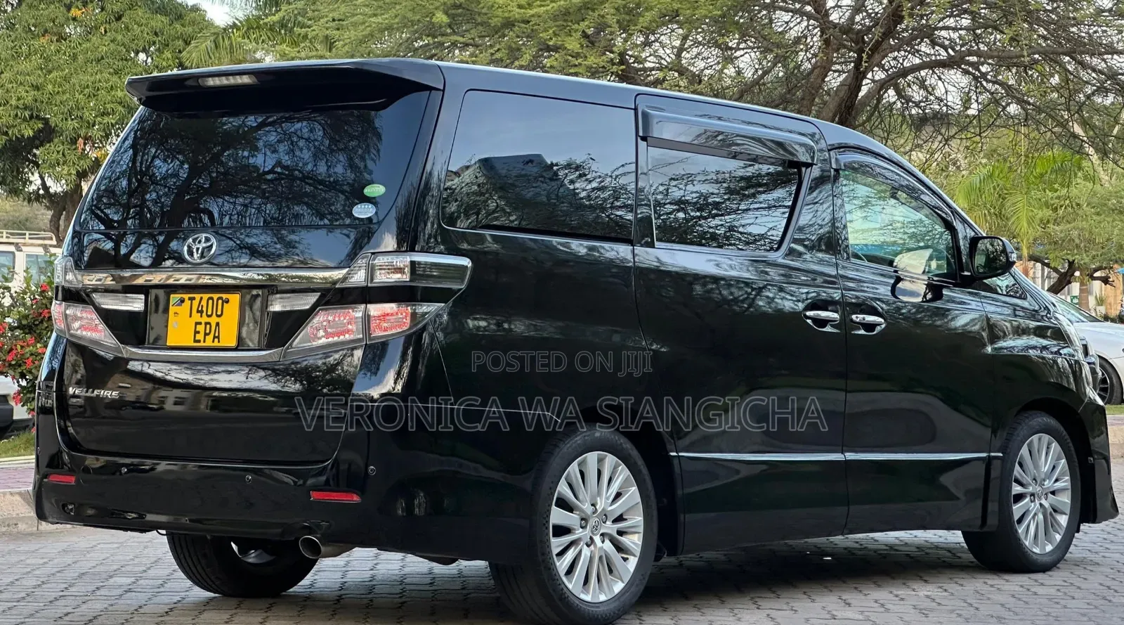 Toyota Vellfire 2013 Black