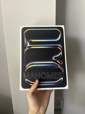 New Apple iPad Pro 13 (2025) 512 GB