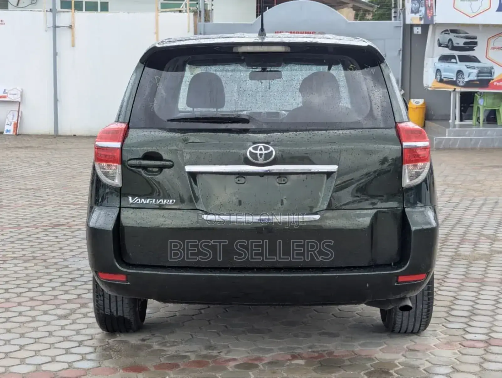 Toyota Vanguard 2010 Green