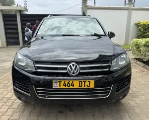 Volkswagen Touareg 2015 Black