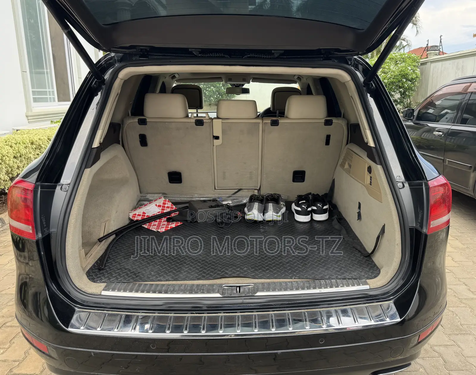 Volkswagen Touareg 2015 Black