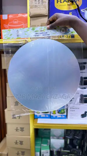 Acryllic Mirror/Kioo Cha Kubandika