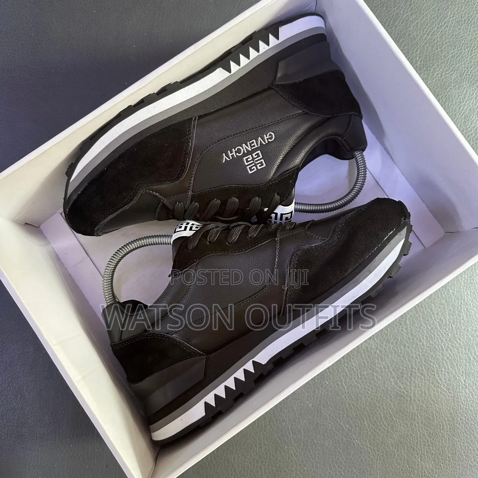Men's Leather Shoes Givenchy Brand New Very Classical