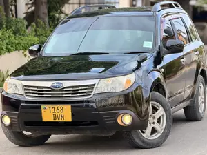 Subaru Forester 2010 Black