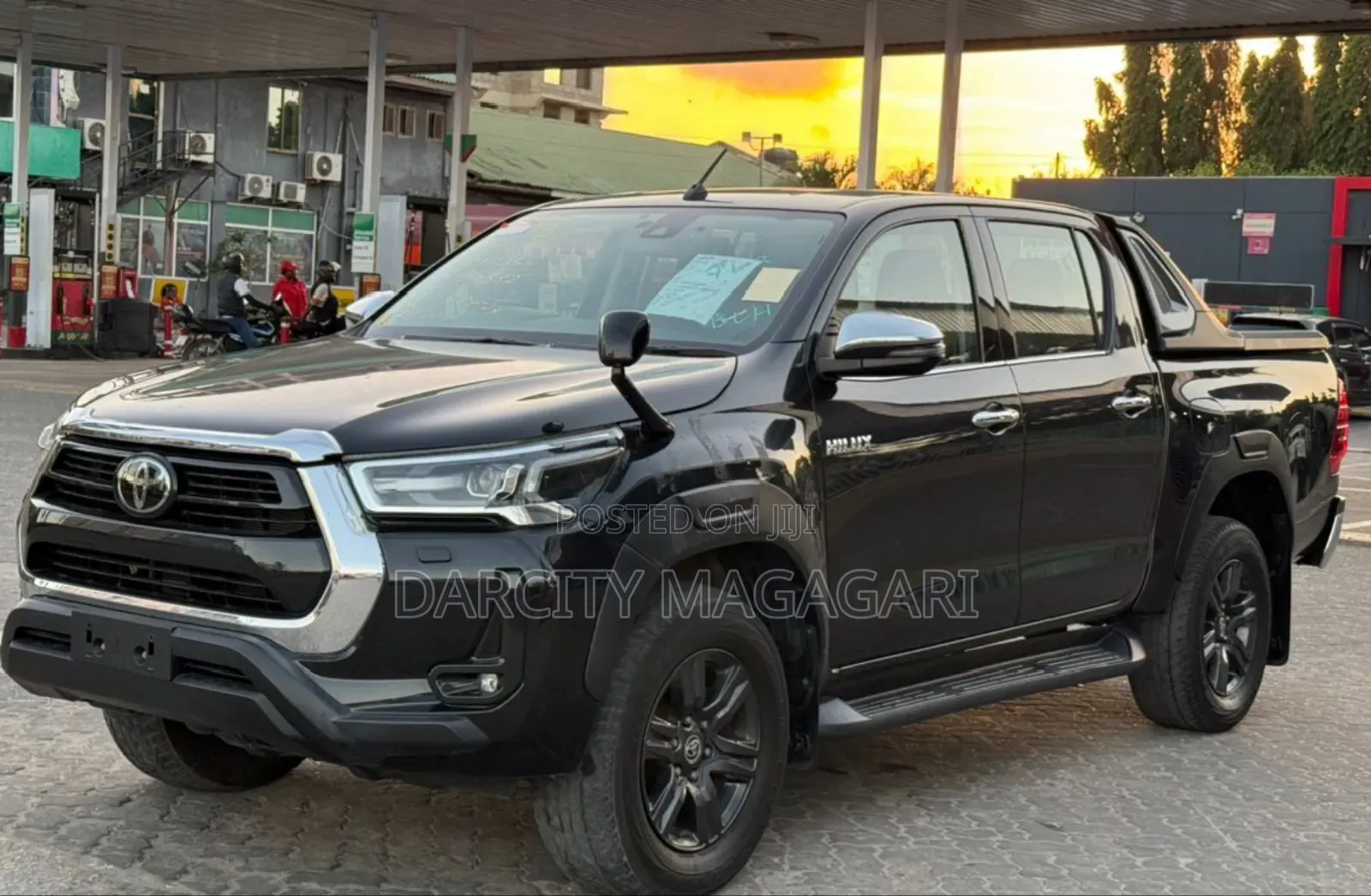 Toyota Hilux 2020 Black