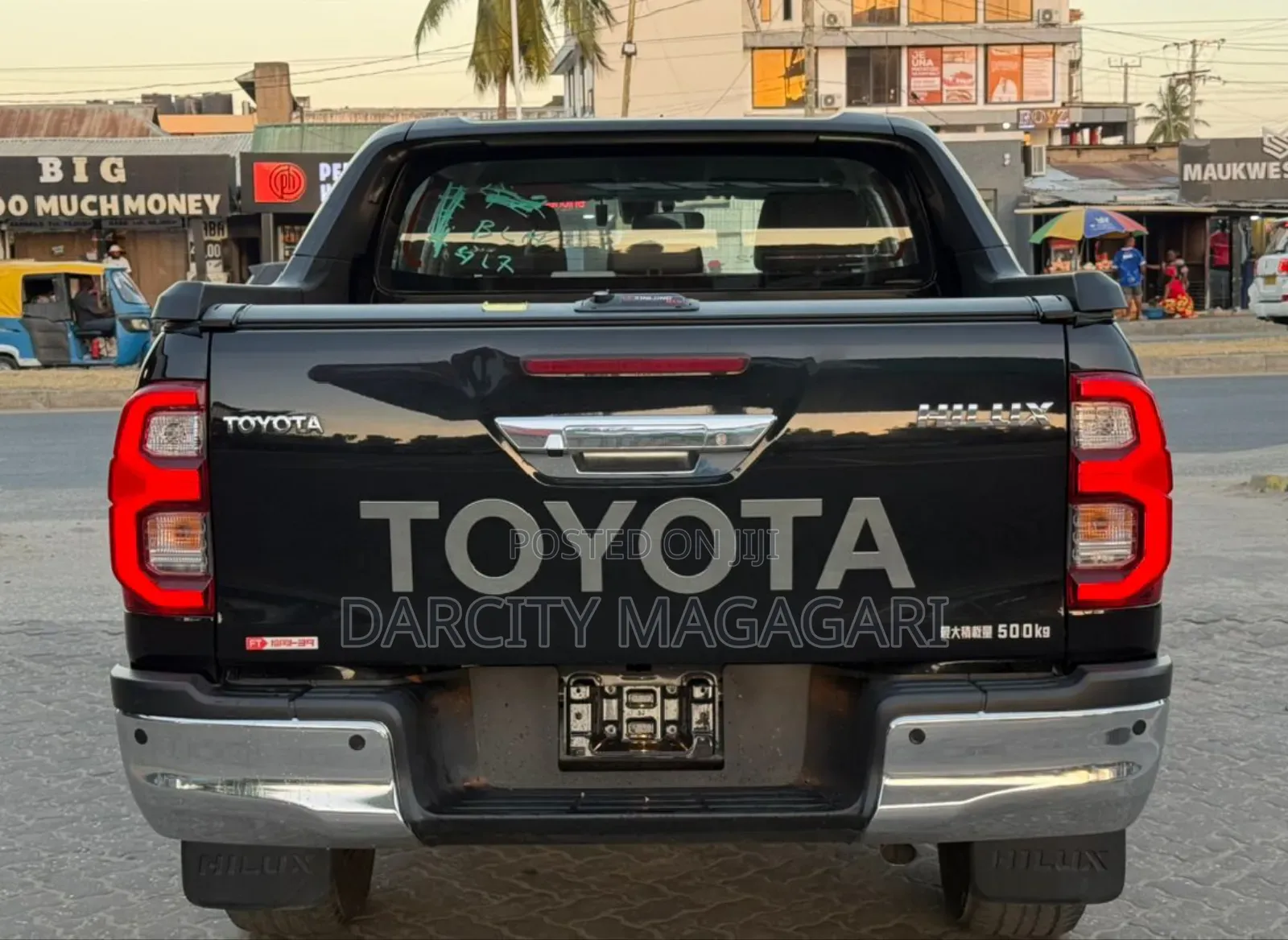 Toyota Hilux 2020 Black