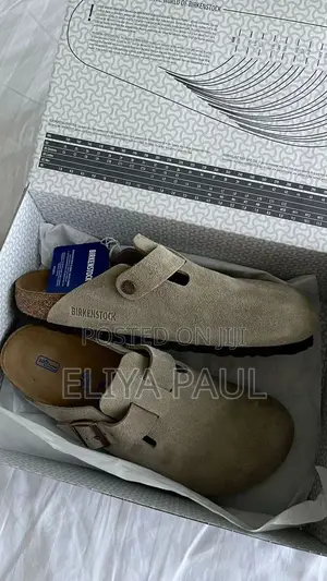 Boston Clogs Suede