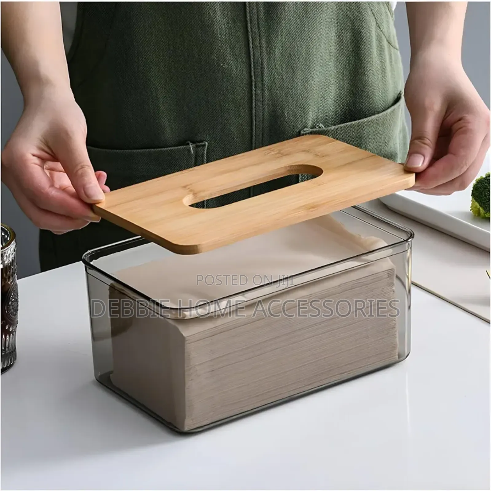 Acrylic Tissue Box With Bamboo Lid(Nogis)