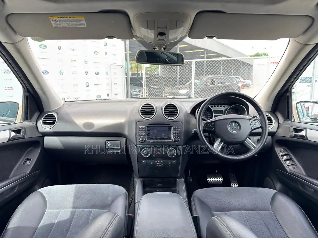Mercedes-Benz M Class 2007 Gold