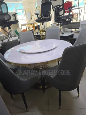 Classic Marble Dining Table Set With a Circular Top Viti Sita 6 Seater