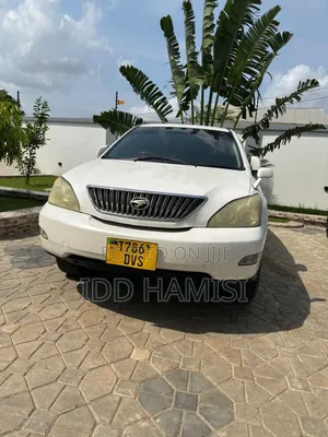 Toyota Harrier 2004 White
