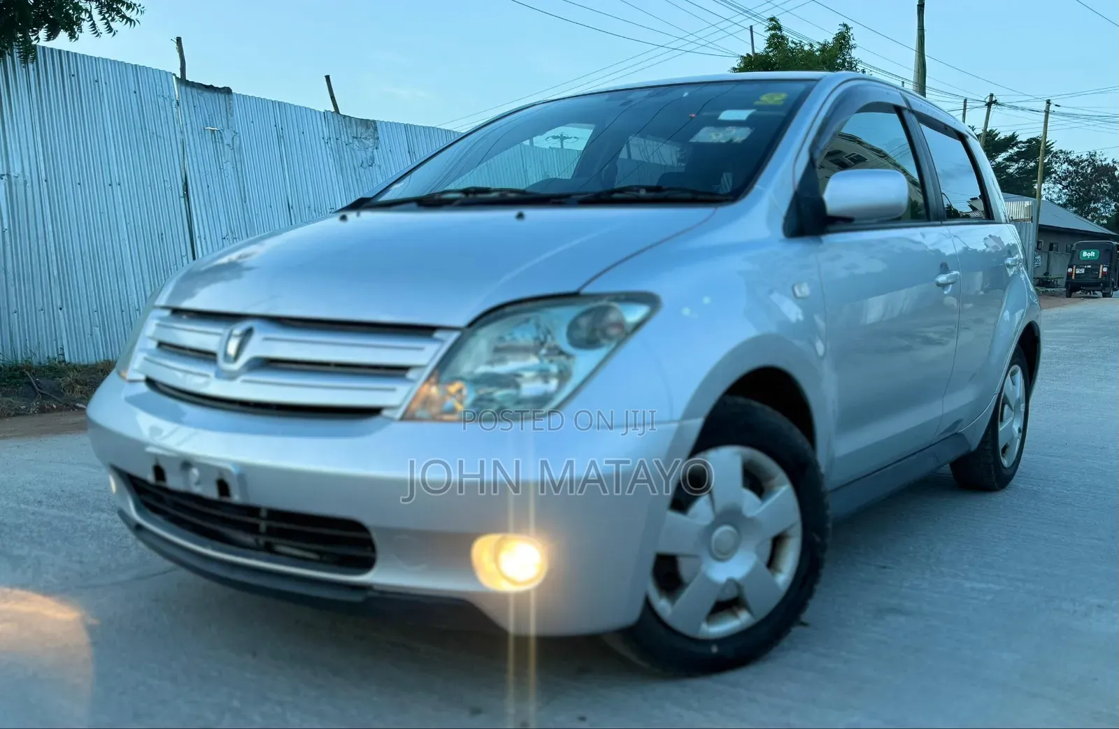 Toyota IST 2003 Silver