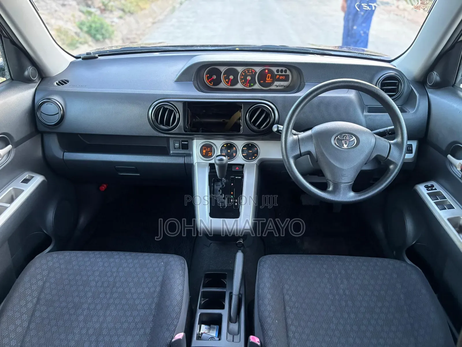 Toyota IST 2003 Silver