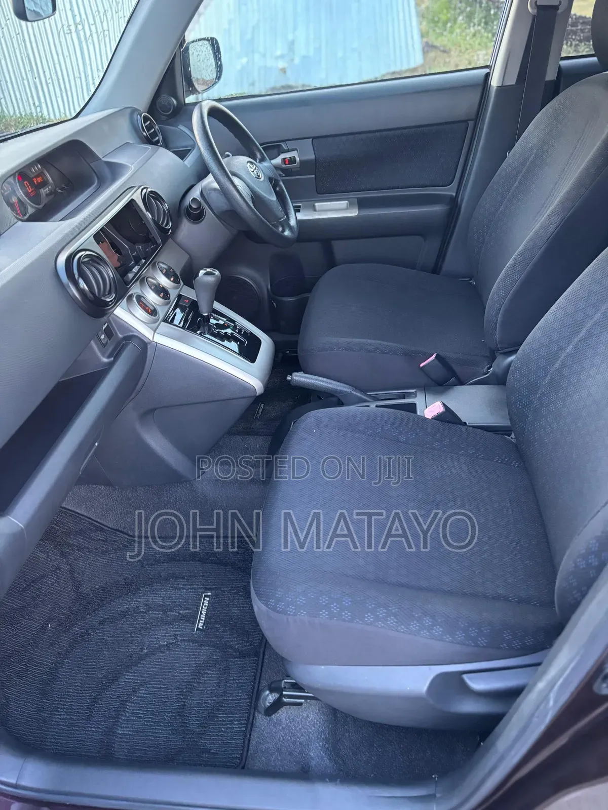 Toyota IST 2003 Silver