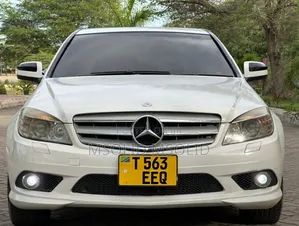 Mercedes-Benz C-Class 2009 White