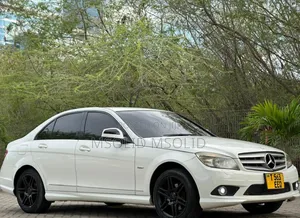 Mercedes-Benz C-Class 2009 White