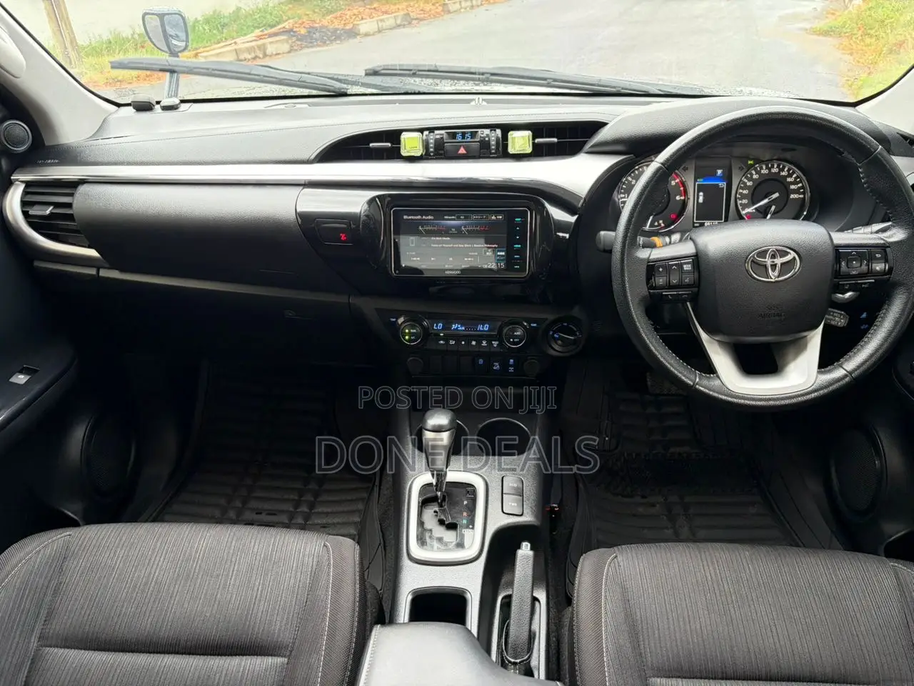 Toyota Hilux 2020 Black