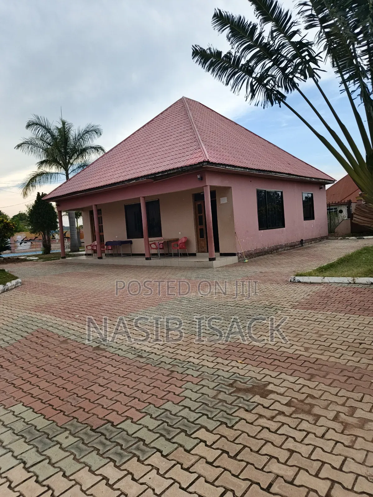 Lodge/Bar for Sale Mwanza Luchelele