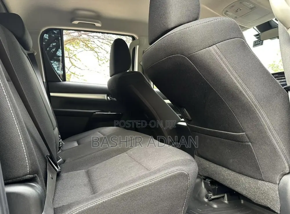 Toyota Hilux Revo Double Cab Deisel 2.4 RWD 2021 Matt Black