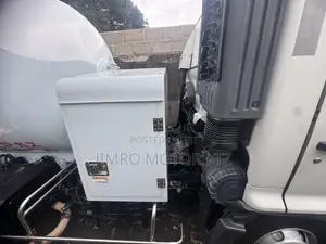  Quick Specs: • Model: 2004 Hino Ranger (J05d Engine)