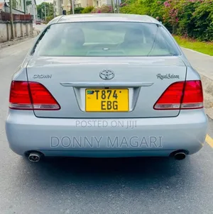 Toyota Crown 2006 Silver
