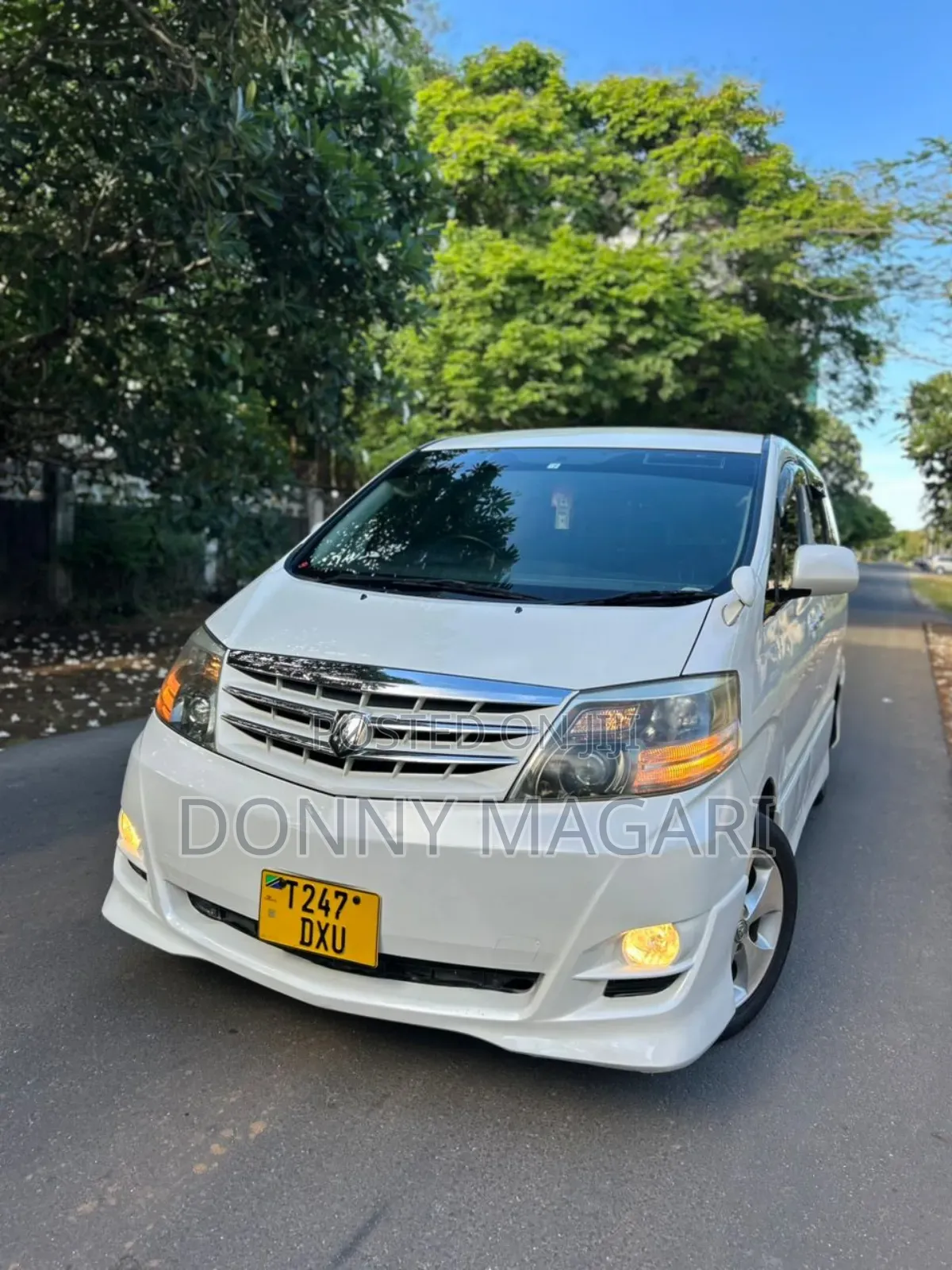 Toyota Alphard 2.4 Petrol AWD 2007 White