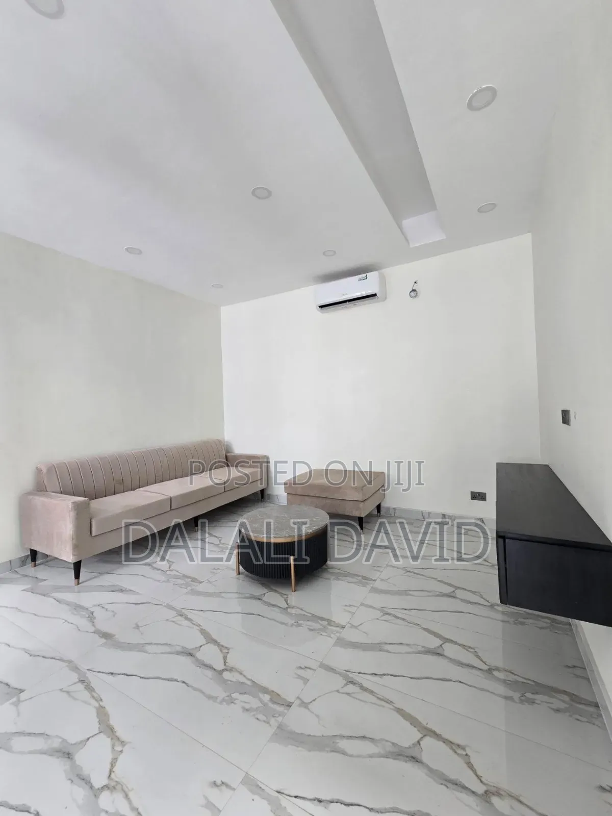 Furnished 5bdrm Villa in Oysterbay for sale
