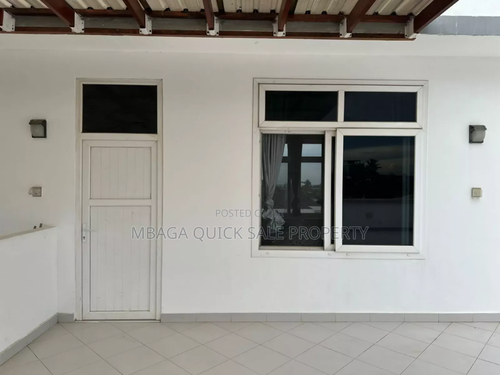 8bdrm House in Mbezi Beach for rent